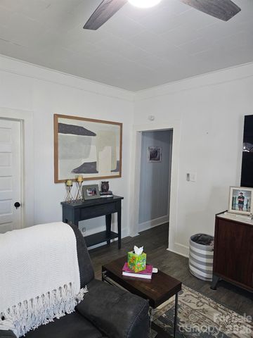 213 Colombo Street NW, Valdese, NC 28690