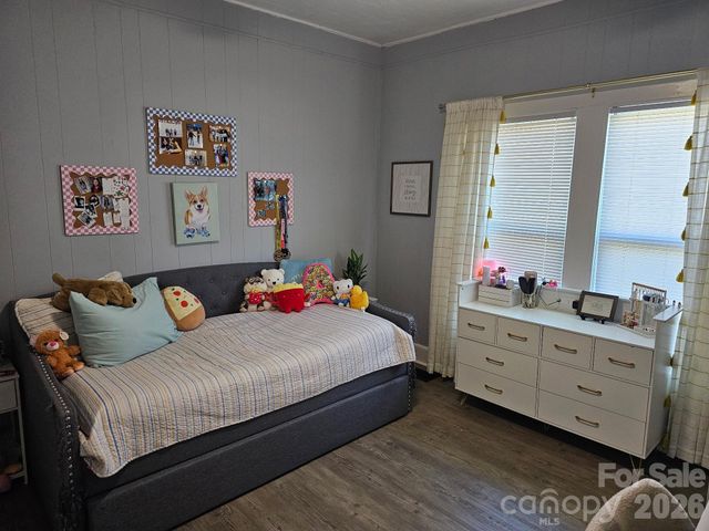 213 Colombo Street NW, Valdese, NC 28690