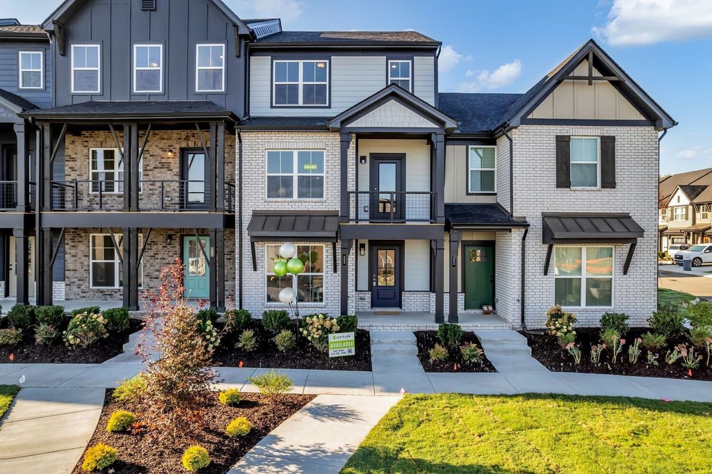 505 Mantes Aly, Hendersonville, TN 37075