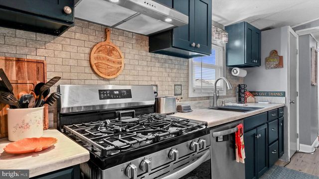 3895 CRAIG AVE, Dover, PA 17315