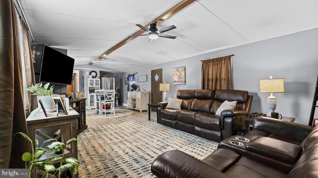 3895 CRAIG AVE, Dover, PA 17315