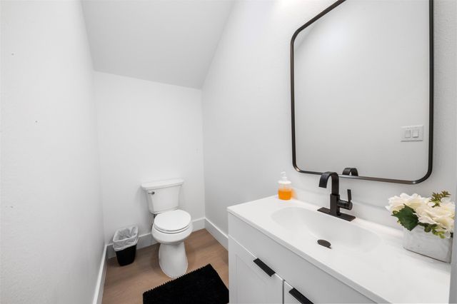 6815 Paris Street, Houston, TX 77021