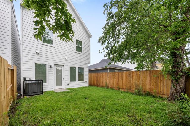 6815 Paris Street, Houston, TX 77021