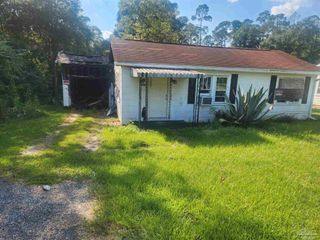 301 Homeland Ave, Cantonment, FL 32533