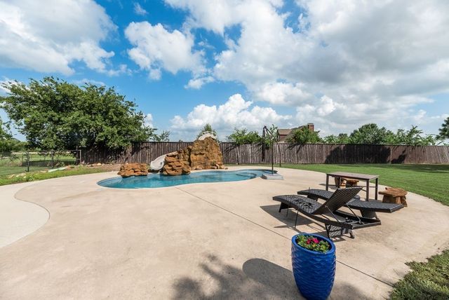 8549 S Fm 548, Royse City, TX 75189