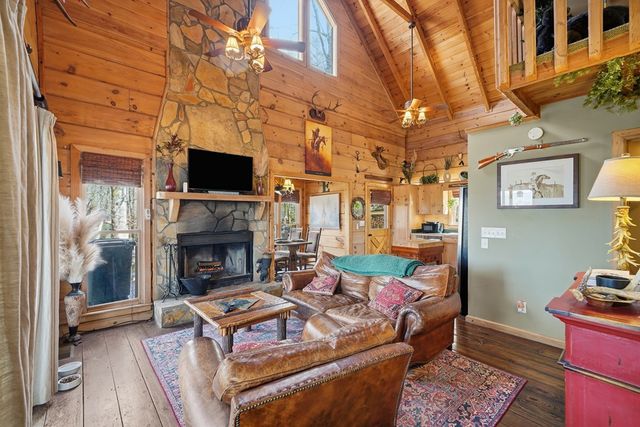 465 Briar Creek Drive, Ellijay, GA 30540