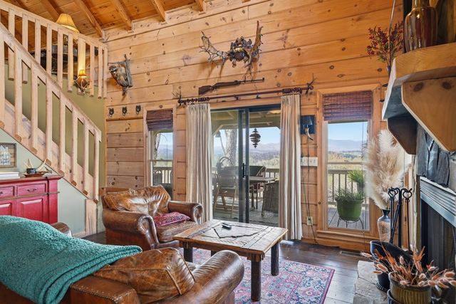 465 Briar Creek Drive, Ellijay, GA 30540