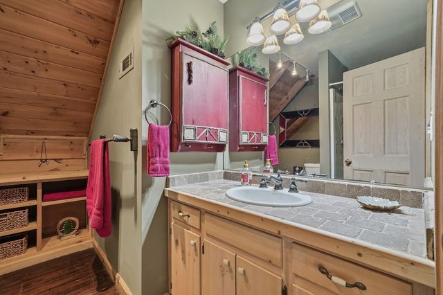 465 Briar Creek Drive, Ellijay, GA 30540