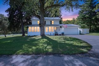 233 Mcallister Road, Pennfield Twp, MI 49014