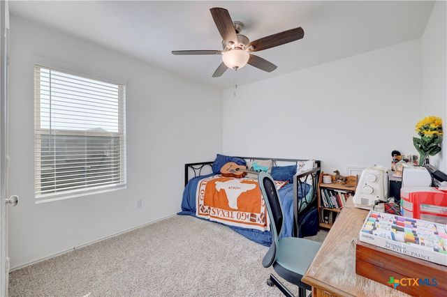 808 Circle Way 26H, Jarrell, TX 76537