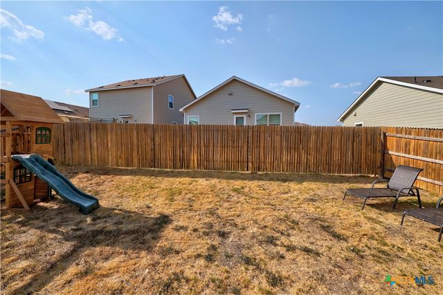 808 Circle Way 26H, Jarrell, TX 76537