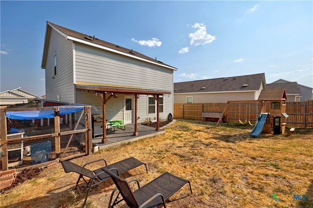 808 Circle Way 26H, Jarrell, TX 76537