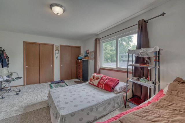 18570 Kamala COURT, Brookfield, WI 53045