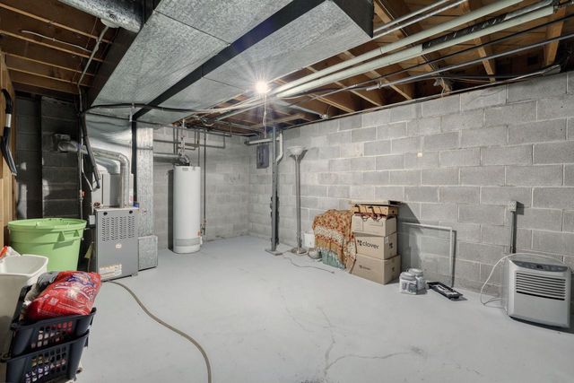 18570 Kamala COURT, Brookfield, WI 53045