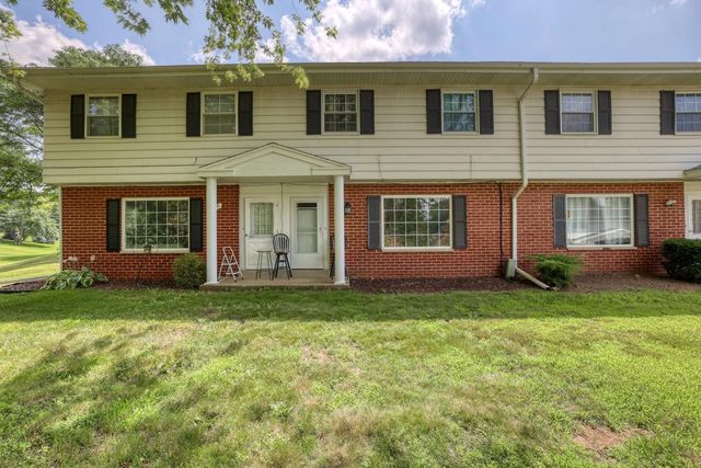 18570 Kamala COURT, Brookfield, WI 53045