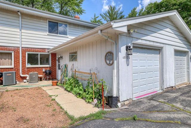 18570 Kamala COURT, Brookfield, WI 53045