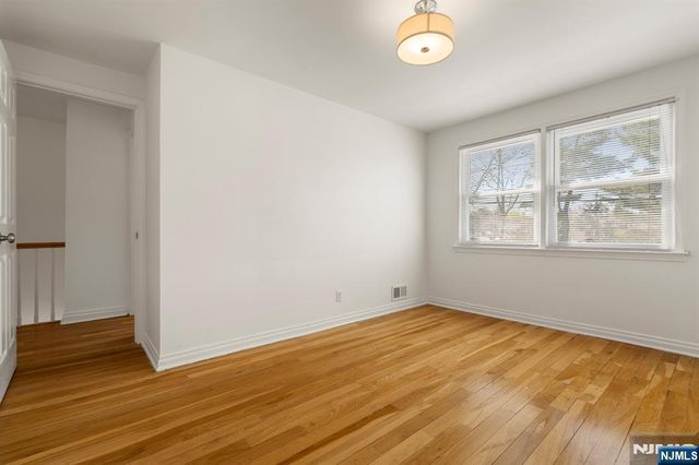589 Beverly Road, Teaneck, NJ 07666