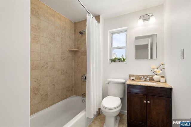 589 Beverly Road, Teaneck, NJ 07666