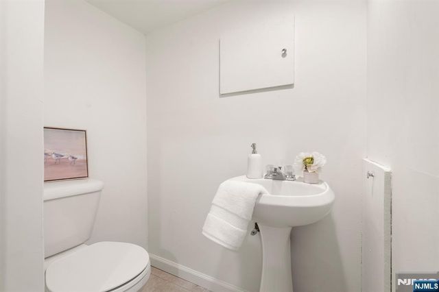 589 Beverly Road, Teaneck, NJ 07666