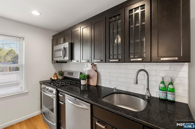 589 Beverly Road, Teaneck, NJ 07666