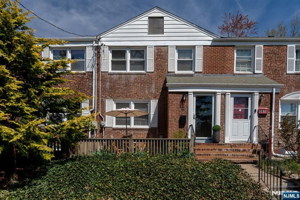589 Beverly Road, Teaneck, NJ 07666
