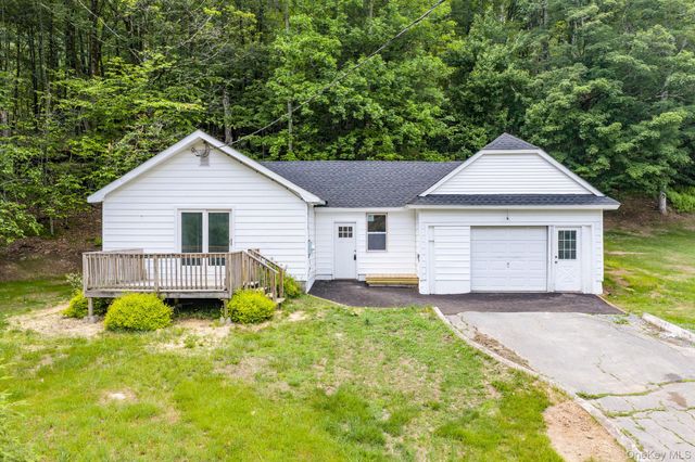 810 Benton Hollow Road, Woodbourne, NY 12788