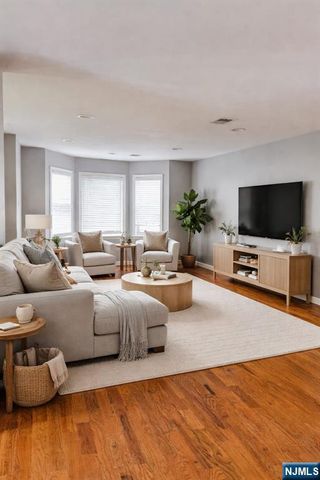 21 Rose Street, Paterson, NJ 07501