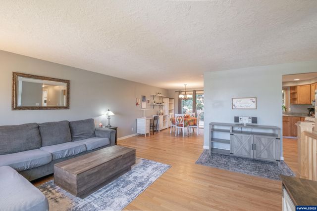6606 McLeod Ln NE, Keizer, OR 97303