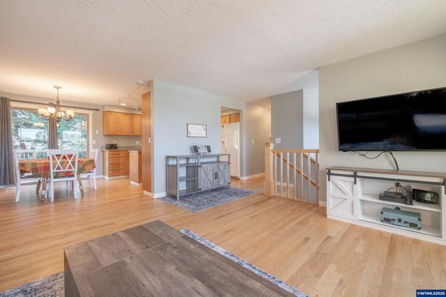 6606 McLeod Ln NE, Keizer, OR 97303