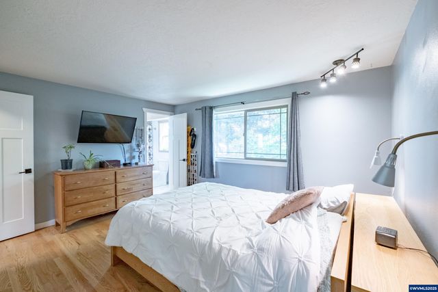 6606 McLeod Ln NE, Keizer, OR 97303