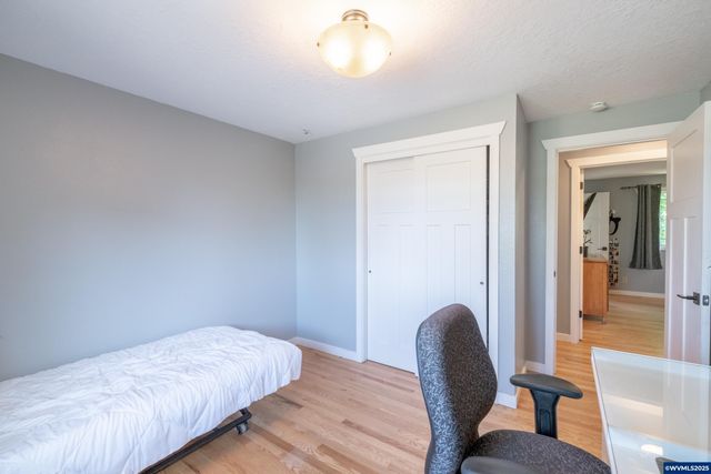 6606 McLeod Ln NE, Keizer, OR 97303