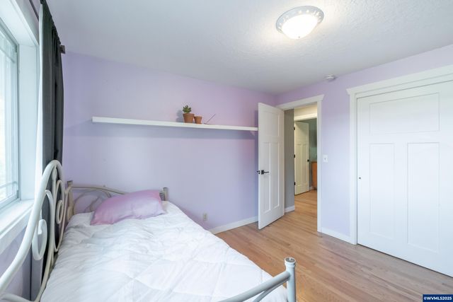 6606 McLeod Ln NE, Keizer, OR 97303