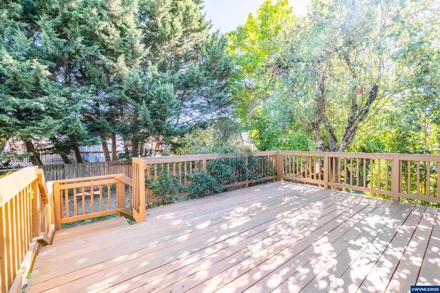 6606 McLeod Ln NE, Keizer, OR 97303
