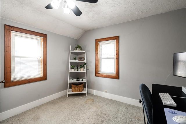 119 Columbia AVENUE, Waukesha, WI 53186