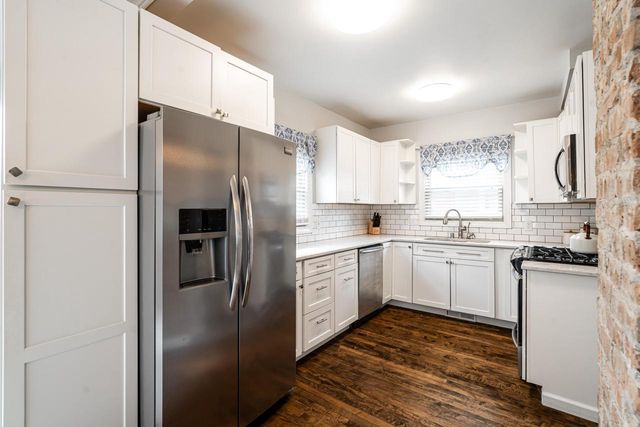 119 Columbia AVENUE, Waukesha, WI 53186