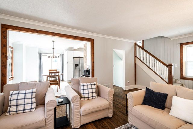 119 Columbia AVENUE, Waukesha, WI 53186