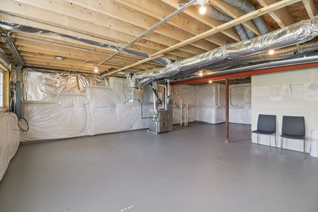 1733 Baler Avenue, Aurora, IL 60503