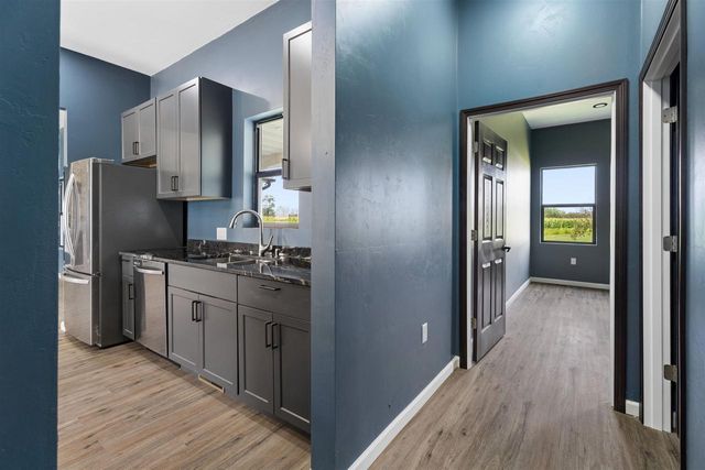 535 N PHEASANT DRIVE, New London, WI 54961