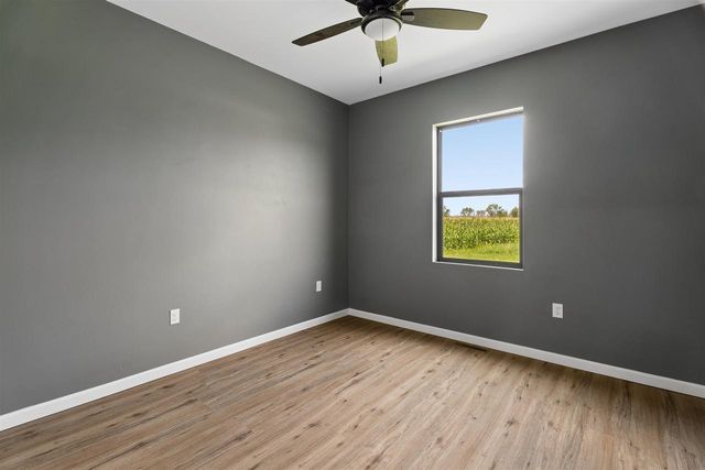 535 N PHEASANT DRIVE, New London, WI 54961