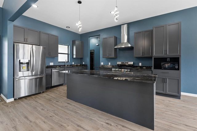 535 N PHEASANT DRIVE, New London, WI 54961