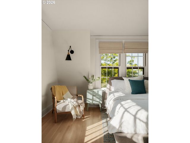2804 Nw CUMBERLAND Rd, Portland, OR 97210