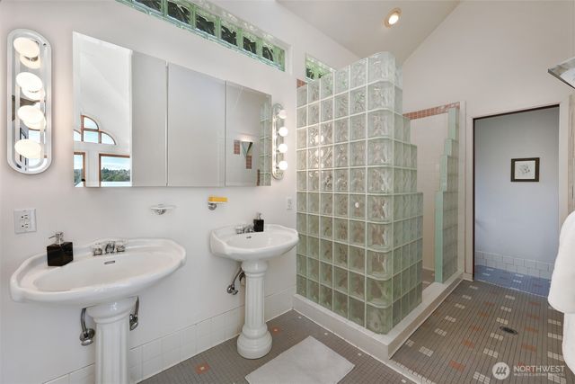3951 Dayton Avenue N, Seattle, WA 98103