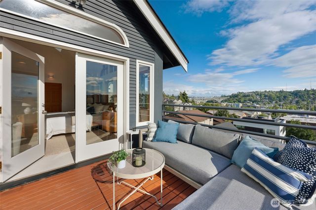 3951 Dayton Avenue N, Seattle, WA 98103