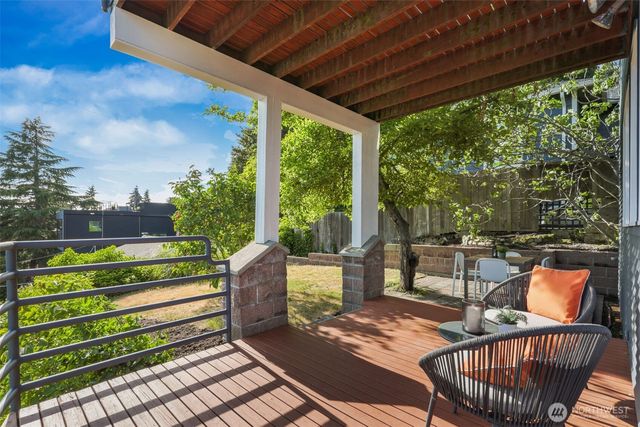 3951 Dayton Avenue N, Seattle, WA 98103
