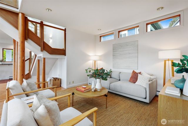 3951 Dayton Avenue N, Seattle, WA 98103