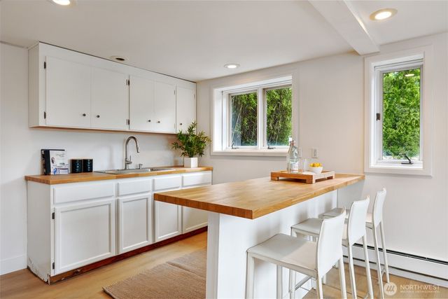 3951 Dayton Avenue N, Seattle, WA 98103