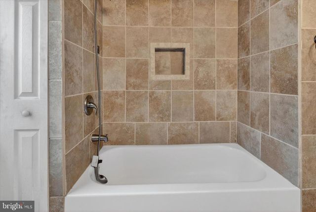 79 MIRAMAR DR, Pennsville, NJ 08070