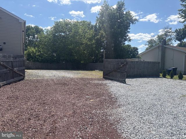 79 MIRAMAR DR, Pennsville, NJ 08070