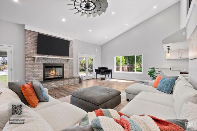 16550 Stephenie Street, Bakersfield, CA 93314