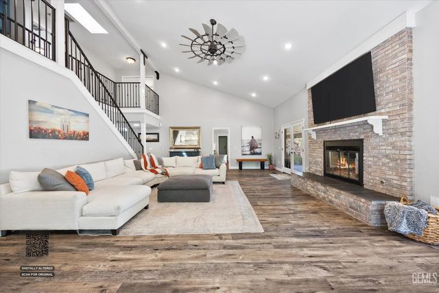 16550 Stephenie Street, Bakersfield, CA 93314